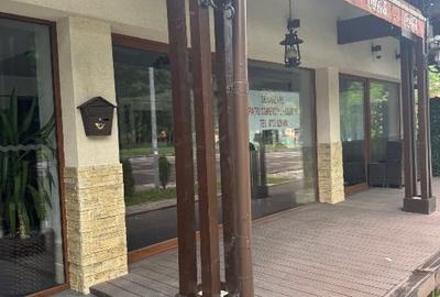Casă cu 5 camere cu Teren 663 Mp în Central - 2