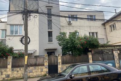 Apartament cu 3 camere decomandat, mobilat în Central - 1