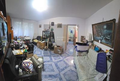 Apartament cu 3 camere semidecomandat în Brâncoveanu