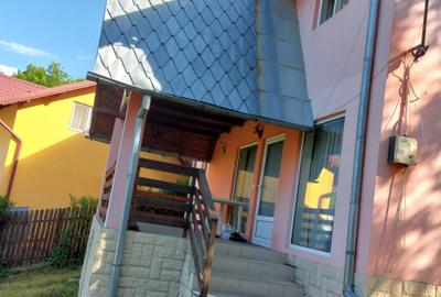 Casă cu 3 camere în Bătrâni - 2
