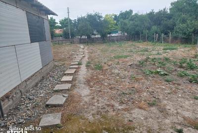 Casă cu 4 camere cu Teren 1000 Mp în Central