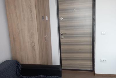 Garsonieră semidecomandată în Micro 9 - 16