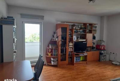 Apartament cu 2 camere decomandat în Zorilor