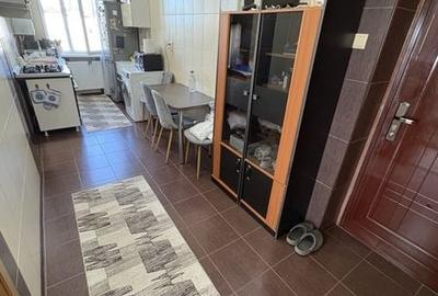 Apartament cu 2 camere decomandat în Libertății