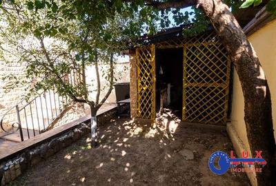 Casă cu Teren 209 Mp în Babadag