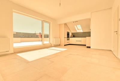 Apartament cu 3 camere decomandat, mobilat în Tractorul - 1