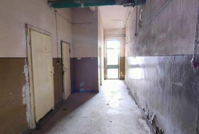 Spațiu comercial, de 4,900 mp, în IAR - 13