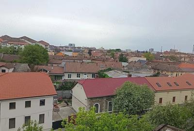 Apartament cu 2 camere decomandat în Central - 9