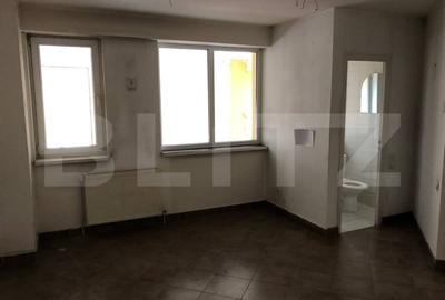 Garsonieră semidecomandată în Centrul Civic - 2