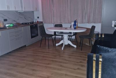 Apartament cu 3 camere semidecomandat, mobilat în Bulgaria - 1