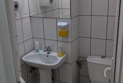 Spațiu comercial, de 76 mp, în Central