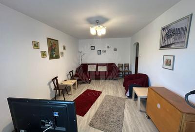 Apartament cu 4 camere decomandat, mobilat în Malu Roșu - 1