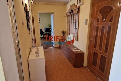 Apartament cu 2 camere decomandat în Tolstoi