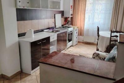 Garsonieră decomandată în Florești