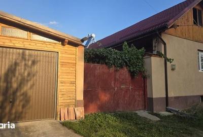 Casă cu 2 camere cu Teren 1228 Mp în Șercaia