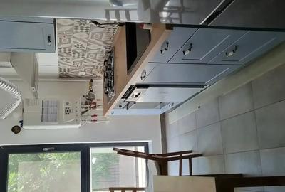 Apartament cu 2 camere decomandat în Păcii