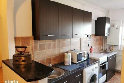 Apartament cu 2 camere decomandat în Calea București - 2