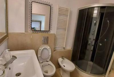 Spațiu comercial, de 180 mp, în Centrul Civic