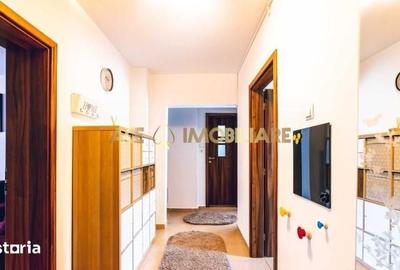 Apartament cu 3 camere în Decebal