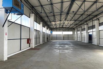 Spațiu industrial, de 543 mp, în Aeroport - 2