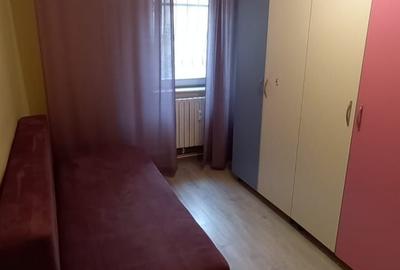 Apartament cu 2 camere decomandat în Trocadero - 3