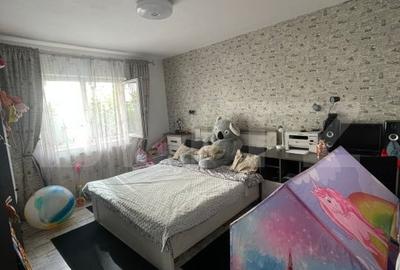 Apartament cu 3 camere decomandat, mobilat în Uzina 2 - 2