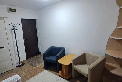 Apartament cu 3 camere decomandat în Central - 1