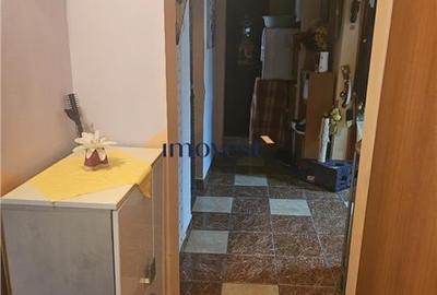 Apartament cu 4 camere decomandat în Micro 16 - 14