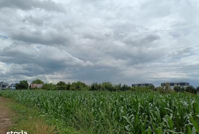 Teren de 852 mp, în Central
