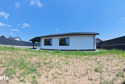 Casă cu 4 camere cu Teren 380 Mp în Hemeiuș - 2