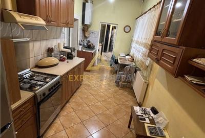 Casă cu 4 camere cu Teren 216 Mp în Ultracentral - 3