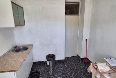 Apartament cu 3 camere decomandat în Alfa - 1