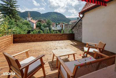 Casă cu 2 camere cu Teren 373 Mp în Schei