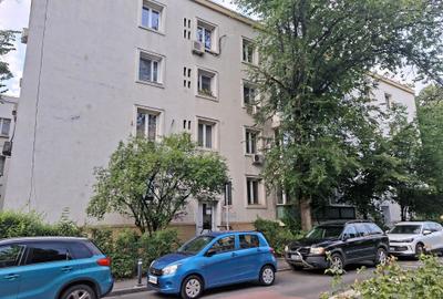 Apartament cu 2 camere semidecomandat în Floreasca