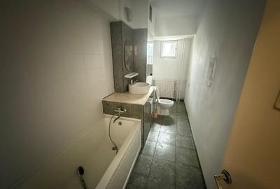 Apartament cu 5 camere decomandat în Victoriei - 12