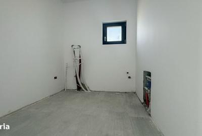 Casă cu 4 camere în Cumpăna