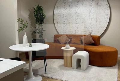 Apartament cu 2 camere decomandat, mobilat în Central
