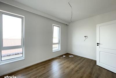 Casă cu 4 camere cu Teren 340 Mp în Moșnița Nouă - 2