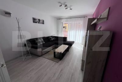 Apartament cu 3 camere semidecomandat, mobilat în Florești