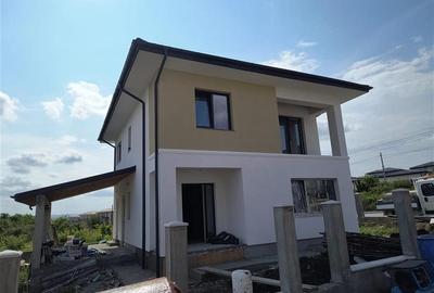 Casă individuală cu 4 camere cu Teren 450 Mp în Valea Adâncă - 2