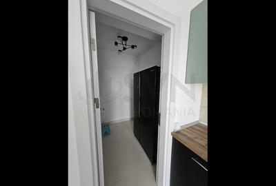 Apartament cu 2 camere decomandat în Titan
