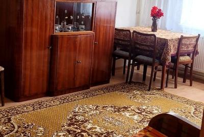 Apartament cu 2 camere decomandat în Micro 21