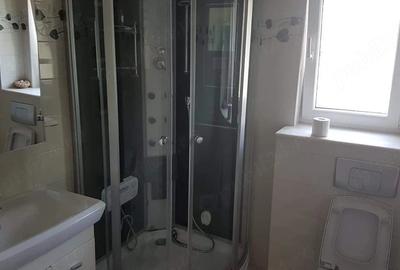Casă cu Teren 700 Mp în Central - 3