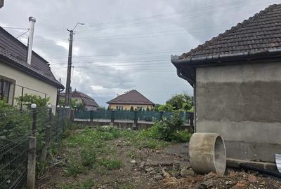 Casă cu Teren 444 Mp în Mihai Viteazu - 2