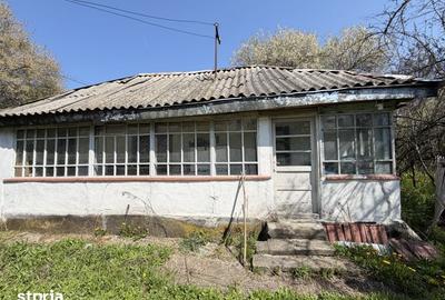 Casă cu 2 camere cu Teren 1047 Mp în Lunca - 1