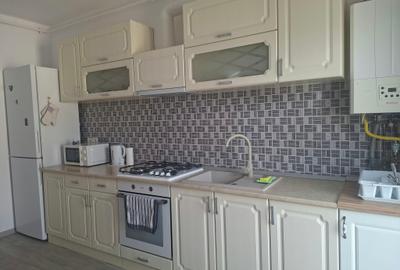 Apartament cu 2 camere decomandat în 13 Decembrie