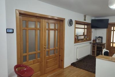 Apartament cu 4 camere decomandat în Ultracentral