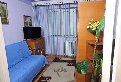 Apartament cu 3 camere semidecomandat în Alexandru cel Bun - 2