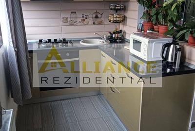 Apartament cu 2 camere decomandat, mobilat în Sălaj