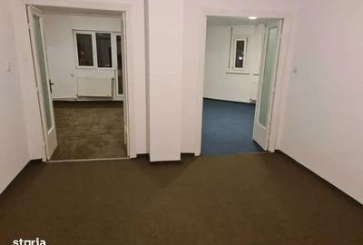Spațiu comercial, de 82 mp, în Moșilor - 2